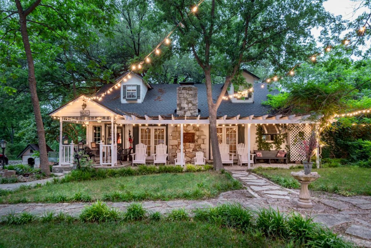 Country Woods Inn Glen Rose Extérieur photo