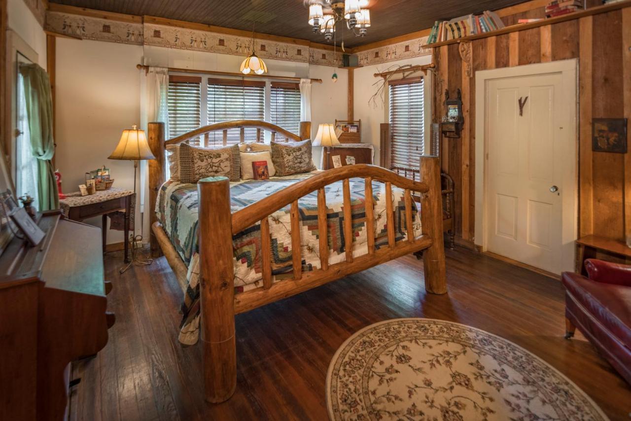 Country Woods Inn Glen Rose Extérieur photo