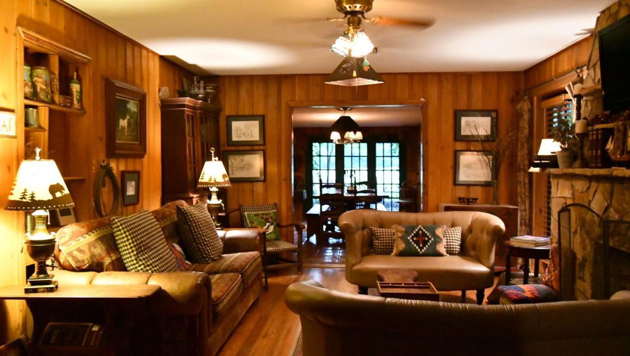 Country Woods Inn Glen Rose Extérieur photo