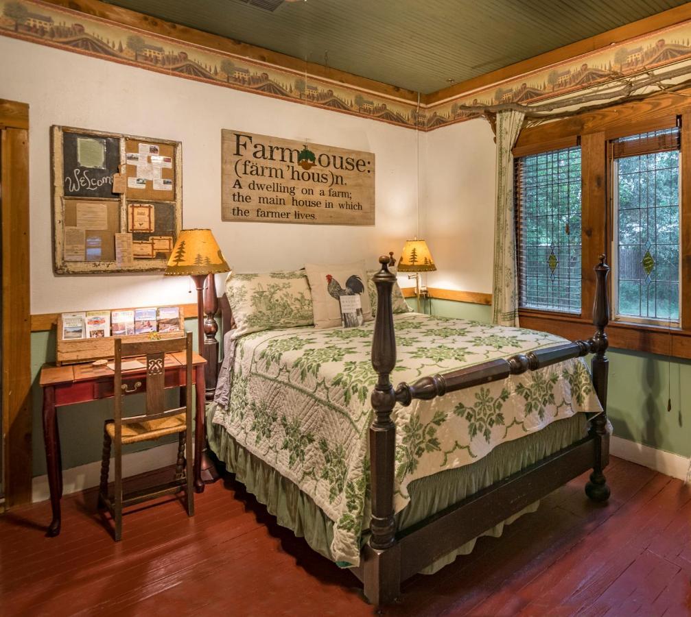 Country Woods Inn Glen Rose Extérieur photo