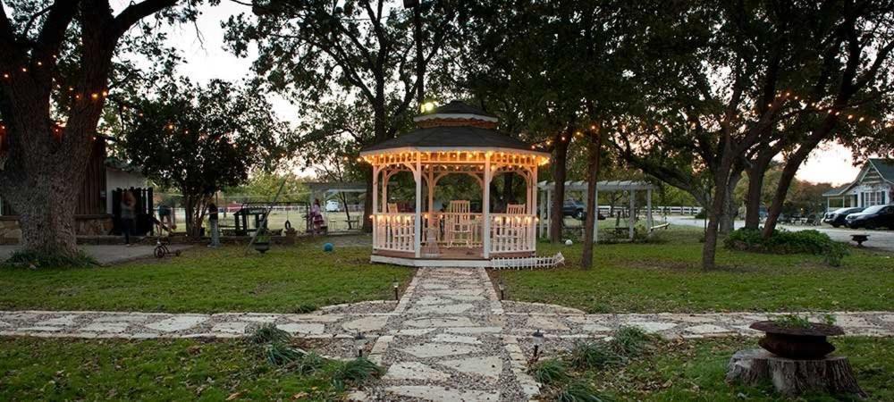 Country Woods Inn Glen Rose Extérieur photo