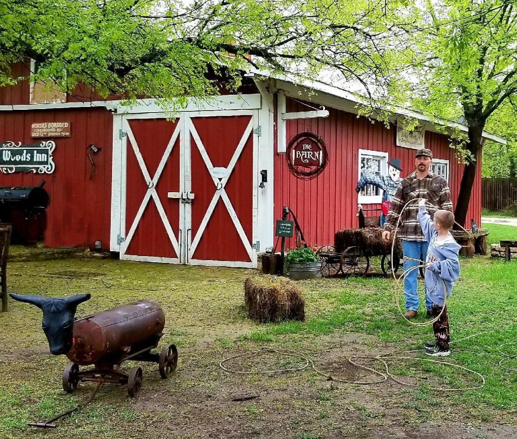 Country Woods Inn Glen Rose Extérieur photo
