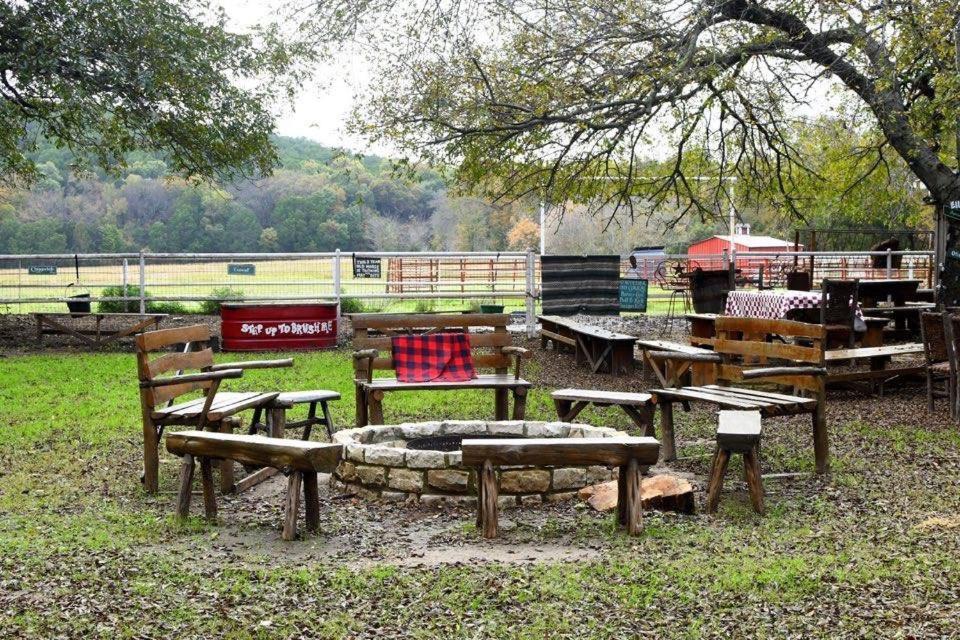 Country Woods Inn Glen Rose Extérieur photo